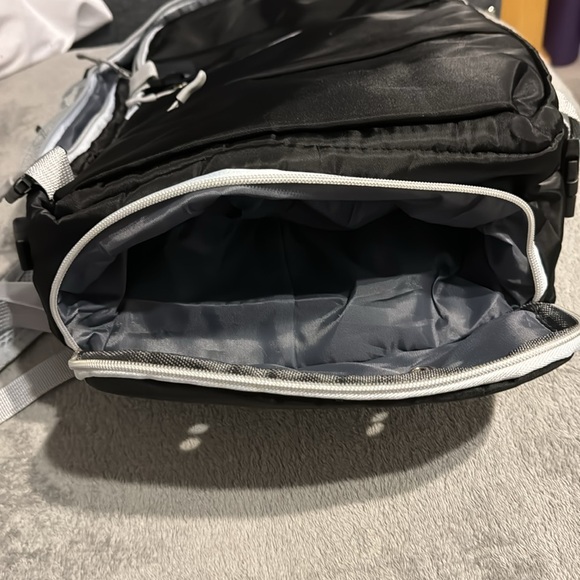 Backpack - Picture 2 of 5